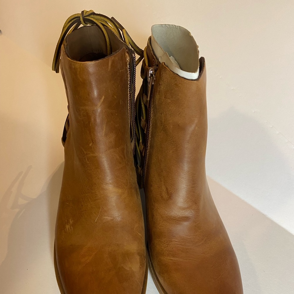 Kork-Ease Women’s Belaya Style Leather Boots Size 8 BRAND NEW IN BOX